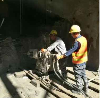 宝丰水下抗分散灌浆料特点 水下不分散注浆料介绍